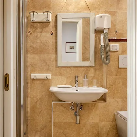 Palazzo De Tomasi B&B 갈리폴리