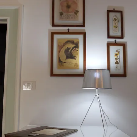 Palazzo De Tomasi B&B 4*