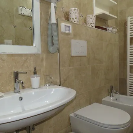 Palazzo De Tomasi B&B 갈리폴리