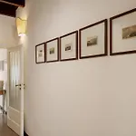 Palazzo De Tomasi Bed & Breakfast 3*