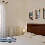 Palazzo De Tomasi Bed & Breakfast 3*
