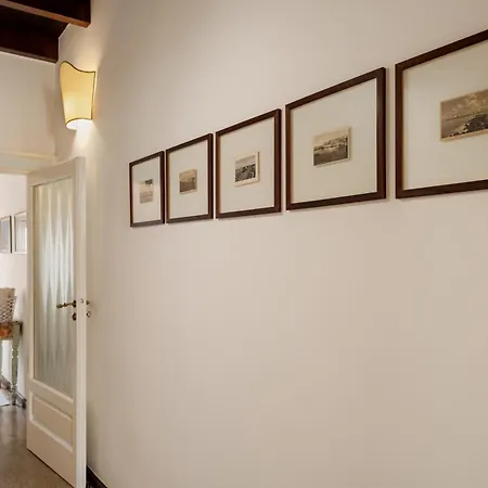 Palazzo De Tomasi Bed & Breakfast 2*