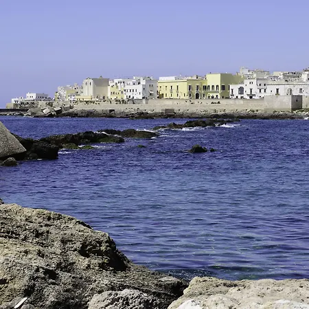 Palazzo De Tomasi Couette-café