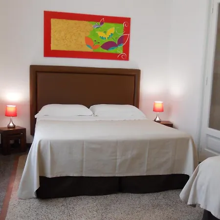 Couette-café Palazzo De Tomasi 4*