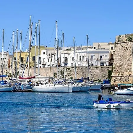 Palazzo De Tomasi 3* Gallipolli