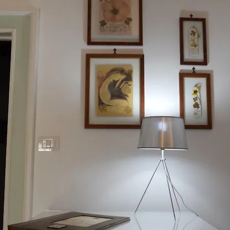 Palazzo De Tomasi Couette-café Gallipoli