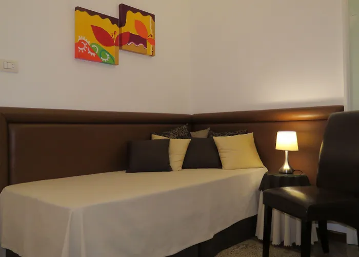 Palazzo De Tomasi Alojamento de Acomodação e Pequeno-almoço 4*